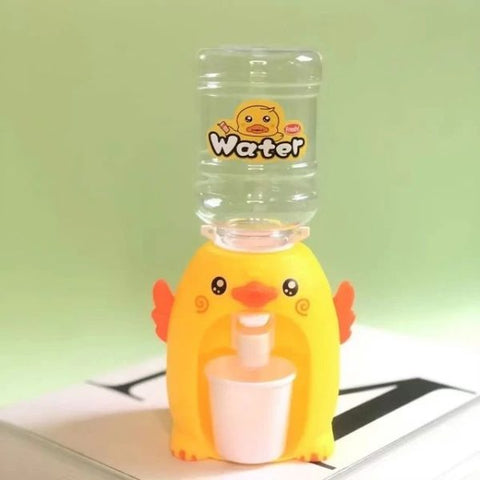 Mini Duck Water Dispenser Toy Drinking Fountain – Cute Yellow Duck Design With Realistic Water Flow, Eco-friendly Abs Material, Battery Operated Kids Pretend Play Toy Gift With Cups For Boys And Girls, Age 3+